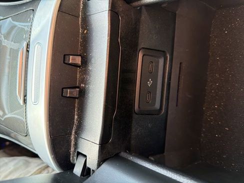 Used 2022 Mercedes-Benz C 300 4MATIC Sedan image 39