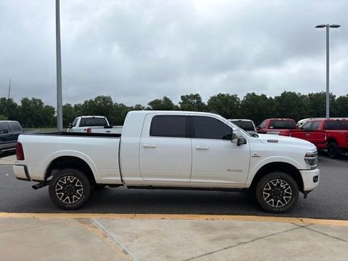 Used 2026 RAM 2500 Limited AWD/4WD image 6