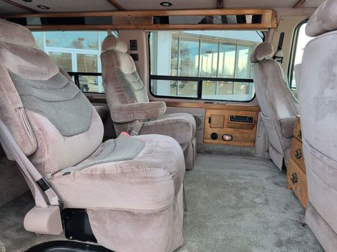 Used 1999 Ford E-150 and Econoline 150 image 19