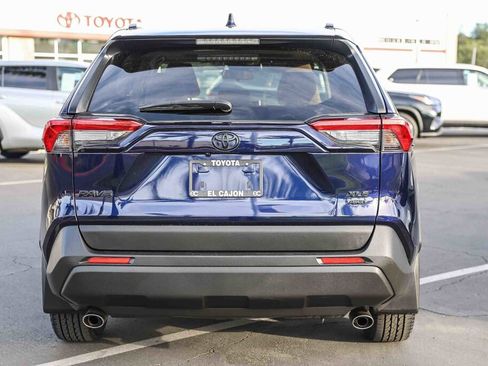 Certified 2022 Toyota RAV4 XLE w/ Convenience Package image 24
