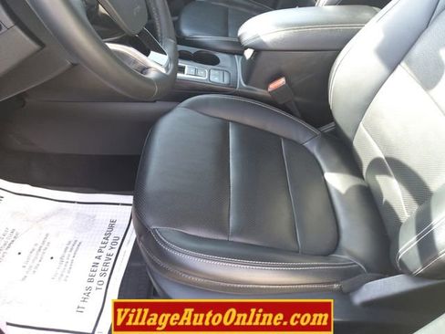 Used 2022 Ford Escape SEL image 26