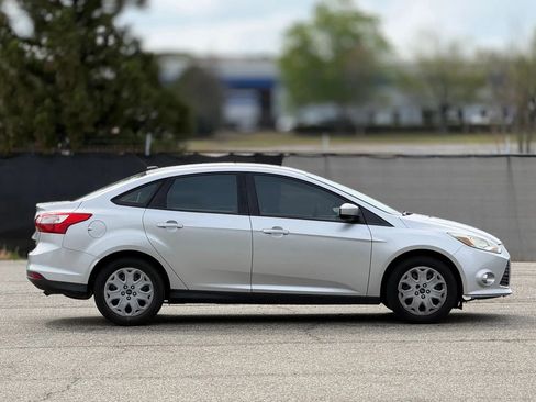 Used 2012 Ford Focus SE image 7