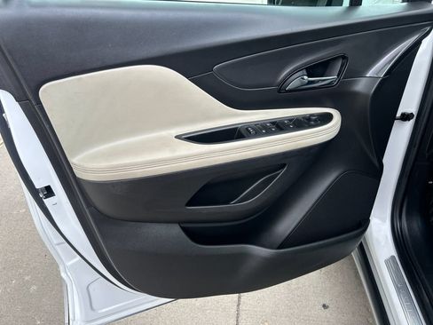 Used 2018 Buick Encore Preferred w/ LPO, Road Trip Package FWD image 10