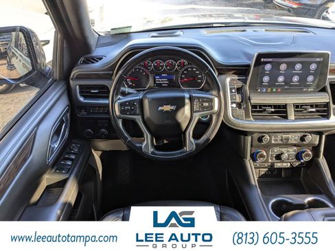 Used 2021 Chevrolet Suburban LT image 18