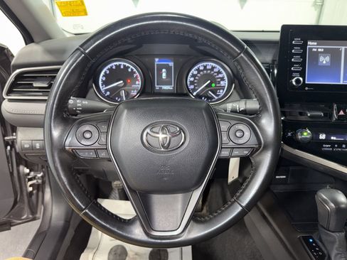 Used 2023 Toyota Camry SE FWD image 27