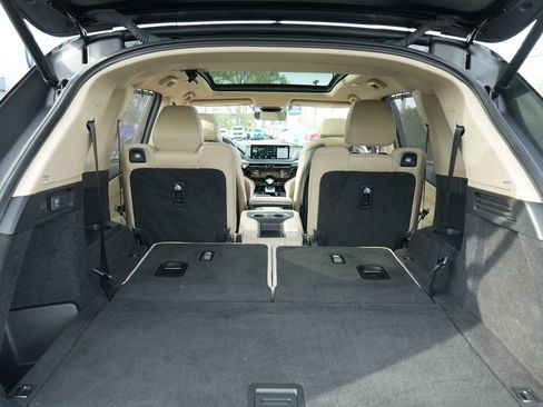 Certified 2024 Acura MDX SH-AWD w/ Technology Package image 38