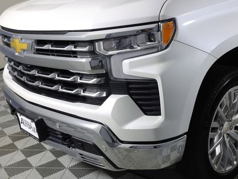 Used 2025 Chevrolet Silverado 1500 LTZ w/ LTZ Premium Package AWD/4WD image 45