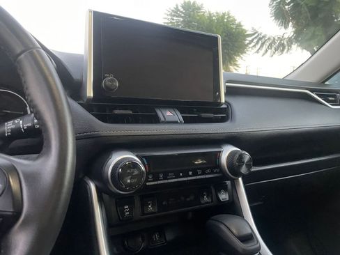 Used 2025 Toyota RAV4 XLE w/ Weather Package image 17