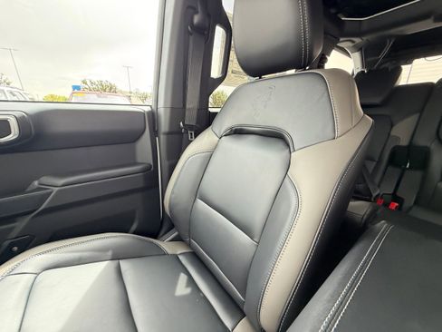 New 2026 Ford Bronco Outer Banks AWD/4WD image 38