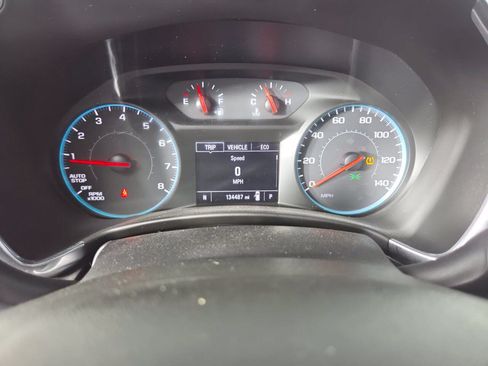 Used 2018 Chevrolet Equinox LT FWD image 26