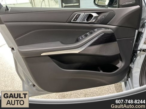 New 2026 BMW X5 xDrive40i w/ M Sport Package AWD/4WD image 13