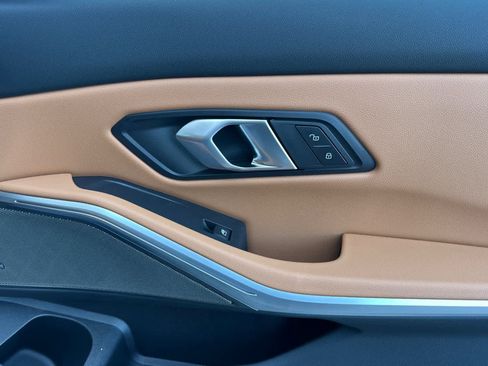 New 2026 BMW 330i Sedan w/ Convenience Package RWD image 19