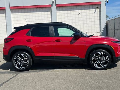 Used 2026 Chevrolet TrailBlazer RS w/ Convenience Package image 3