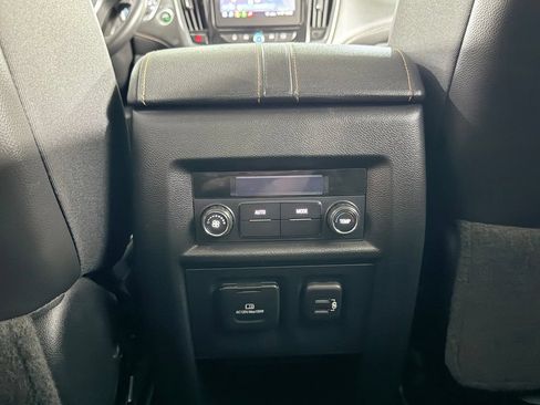 Used 2020 Chevrolet Traverse RS FWD image 44