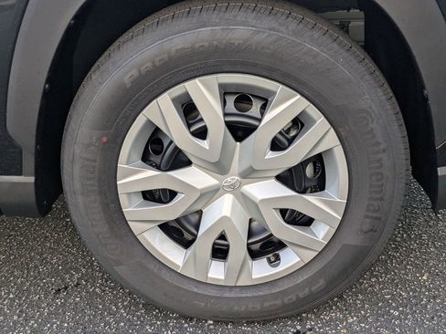 New 2026 Toyota Corolla Cross L image 12