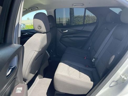 Used 2020 Chevrolet Equinox LT FWD image 24