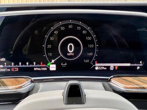 Used 2021 Cadillac Escalade Sport Platinum image 28