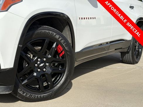 Used 2019 Chevrolet Traverse Premier w/ Redline Edition image 9