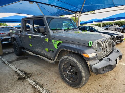 Used 2021 Jeep Gladiator Sport AWD/4WD image 1
