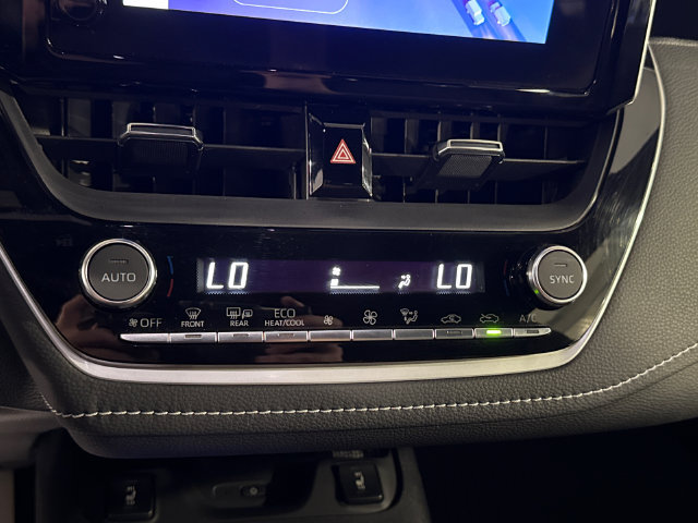 Used 2024 Toyota Corolla XSE FWD image 18