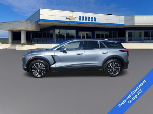 Used 2026 Chevrolet Blazer EV LT FWD image 2