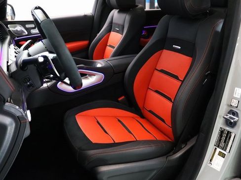 Used 2025 Mercedes-Benz GLE 63 AMG S w/ Driver Assistance Package image 20