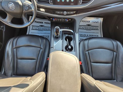 Used 2019 Buick Enclave Avenir w/ Avenir Technology Package image 18