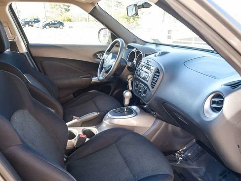 Used 2013 Nissan Juke S FWD image 15