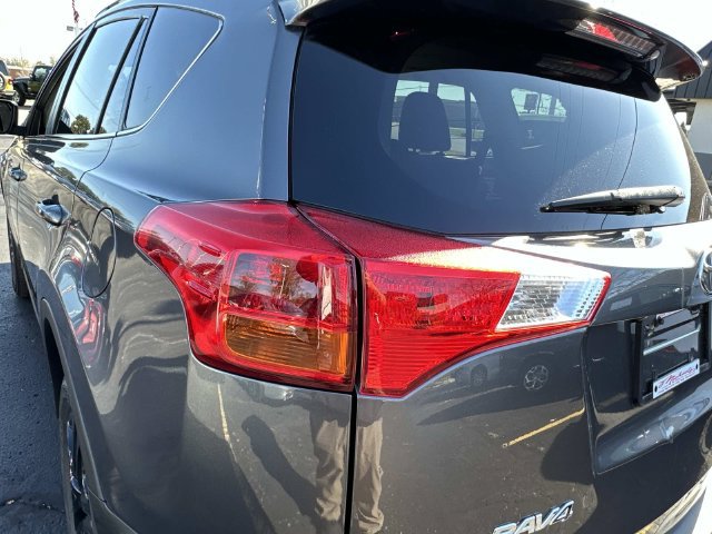 Used 2013 Toyota RAV4 LE FWD image 14