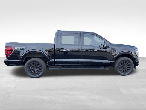 Used 2025 Ford F150 Lariat w/ Equipment Group 501A Mid AWD/4WD image 4