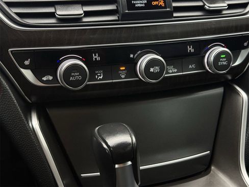 Used 2022 Honda Accord EX-L image 20