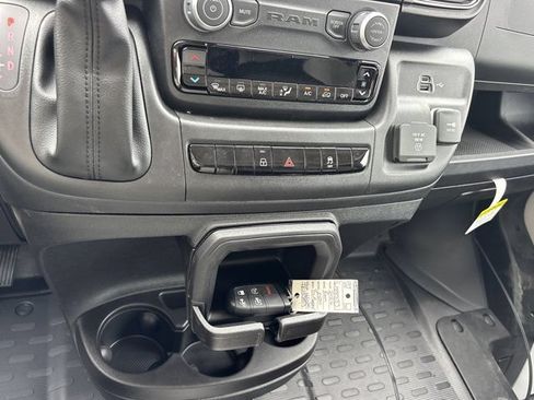 New 2026 RAM ProMaster 2500 w/ Convenience Group FWD image 24