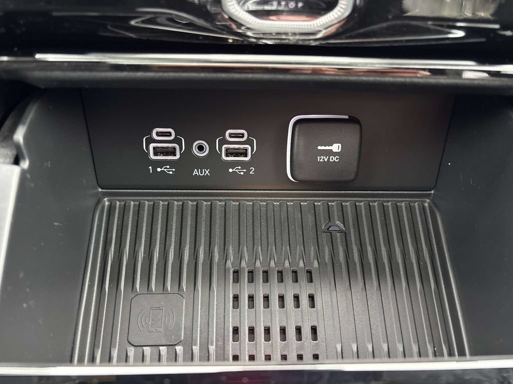 New 2026 Jeep Grand Cherokee Altitude AWD/4WD image 13