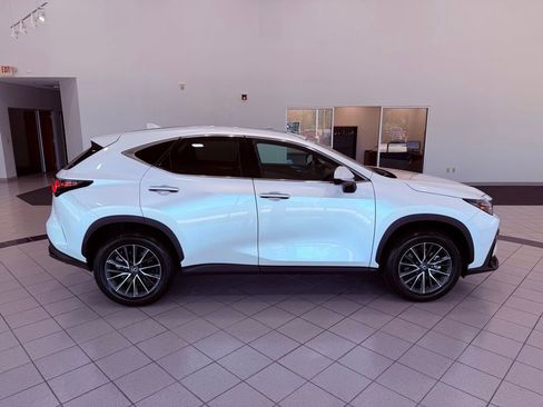 Used 2025 Lexus NX 250 FWD w/ Accessory Package (Z2) image 14