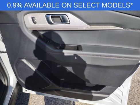 New 2026 Ford Explorer Active AWD/4WD image 20