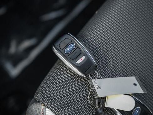 Used 2023 Subaru Crosstrek 2.0i Premium image 40