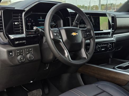 New 2026 Chevrolet Silverado 3500 High Country w/ Technology Package image 18