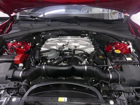 Used 2019 Jaguar F-PACE SVR image 14