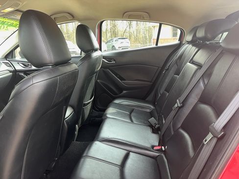 Used 2018 MAZDA MAZDA3 Touring image 9