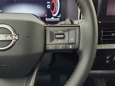 New 2026 Nissan Pathfinder Platinum image 19