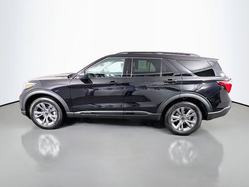 New 2026 Ford Explorer Active w/ Active Comfort Package image 6