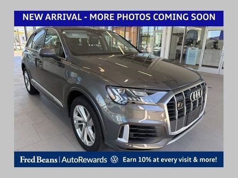 Used 2023 Audi Q7 3.0T Premium w/ Convenience Package AWD/4WD image 1