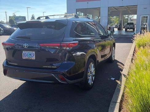 Used 2020 Toyota Highlander Limited AWD/4WD image 5