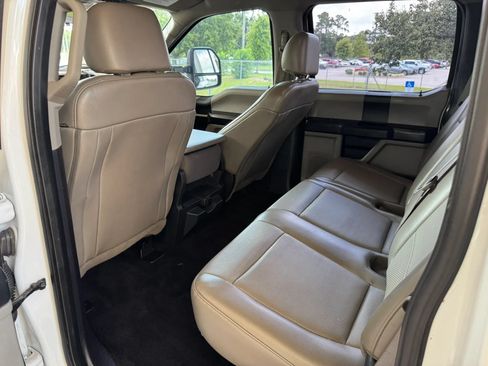 Used 2019 Ford F250 XL w/ Power Equipment Group AWD/4WD image 18
