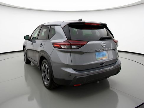 Used 2025 Nissan Rogue SV FWD image 6
