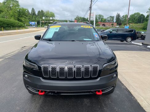 Certified 2022 Jeep Cherokee Trailhawk image 3