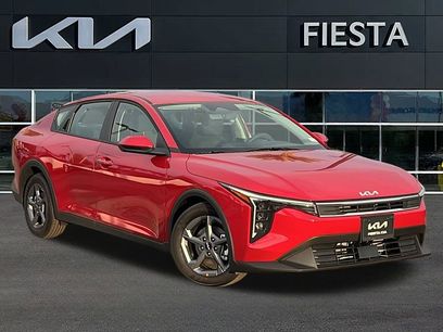 Certified 2025 Kia K4 LXS