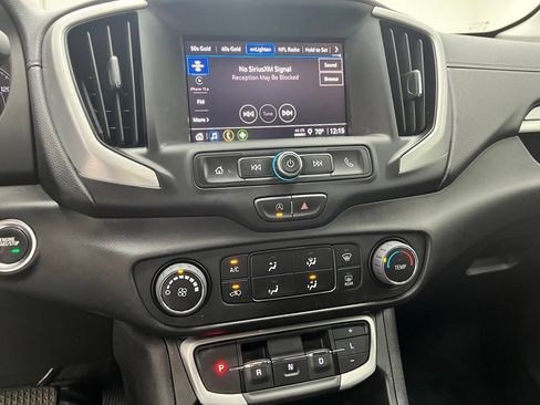 Used 2023 GMC Terrain SLE FWD image 25