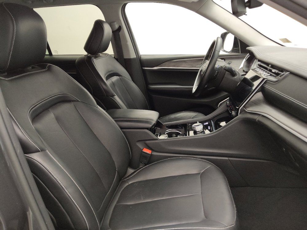 Used 2022 Jeep Grand Cherokee Limited AWD/4WD image 21