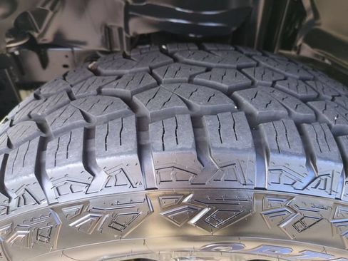 Used 2021 Jeep Wrangler Unlimited Sahara AWD/4WD image 11